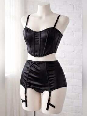 NWT La Senza Black Satin Corset & Garter Set XS